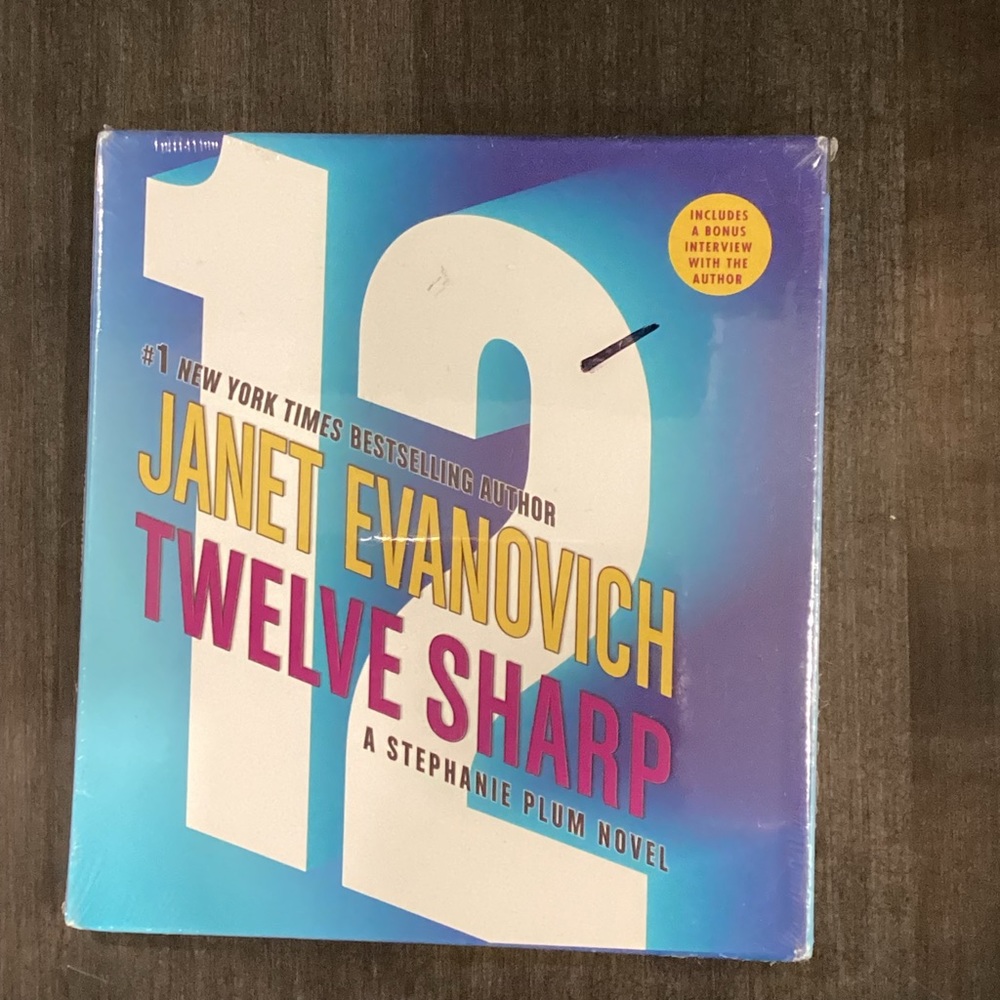 Janet Evanovich Twelve Sharp Audio Book